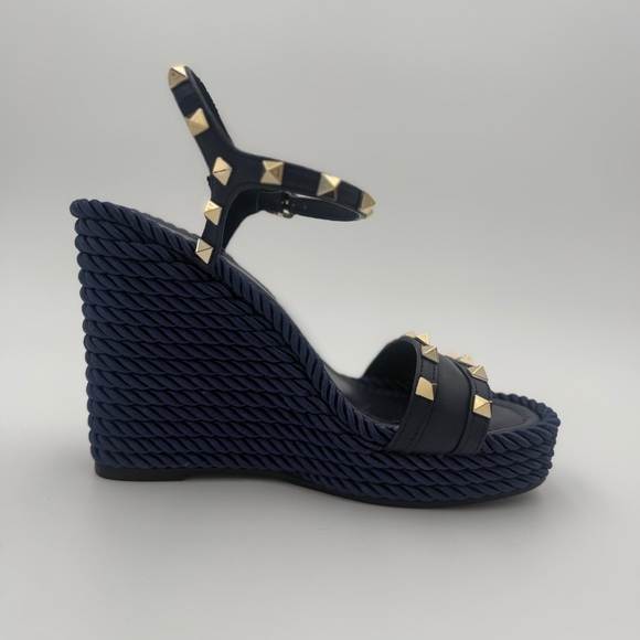 VALENTINO GARAVANI ROCKSTUD ROPE WEDGE SANDALS – NAVY - Picture 3 of 6